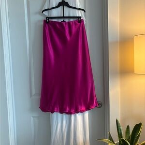 Amazing pink almost new skirt